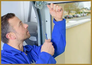 United Garage Doors Dallas, TX 469-262-2984 - serv-rep-gr-47m